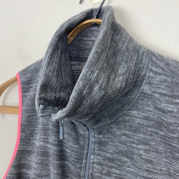 Old Navy || Heather Gray with Coral Pink Trim Vest; Size M - Picture 6 of 11